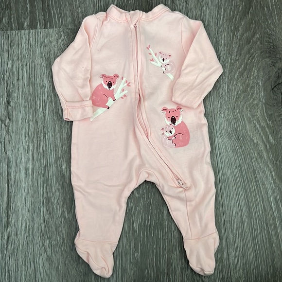 Newborn Onesie Set - Picture 4 of 4